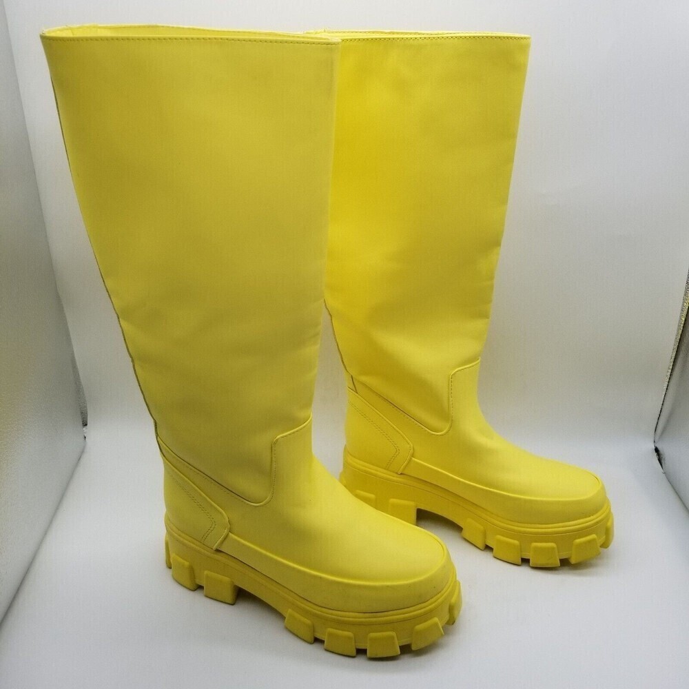 Circus by Sam Edelman Yellow Winter & Rain Boots